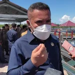 Komisi III DPRD Kendari Minta Orang Tua Siswa Tidak Buat Kerumunan di Sekolah Ketua Komisi III DPRD Kota Kendari, Rajab Jinik