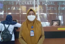 Pemkot Kendari Target Investasi 2021 Sebesar Rp1,4 Triliun Kepala Dinas (Kadis) DPM-PTSP kota Kendari, Satria Damayanti