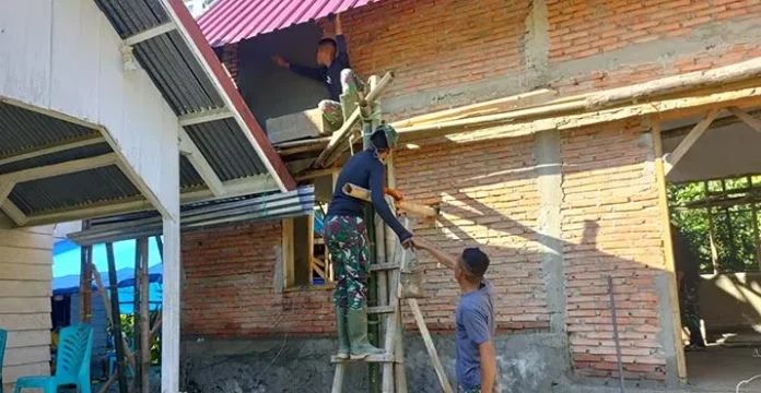 Satgas Bersama Masyarakat Bergotong-royong Membangun Gereja di Koltim