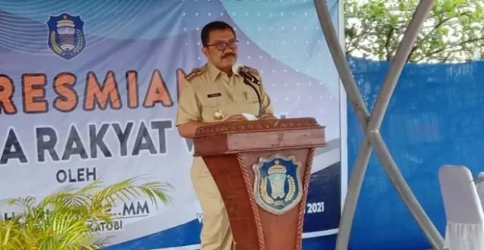 Berpeluang Tingkatkan PAD, Arhawi Resmikan Dermaga Rakyat Wanci