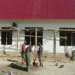 Masyarakat dan TNI Bergotong Royong Membangun Gereja di Koltim Masyarakat dan TNI Bergotong Royong Membangun Gereja di Koltim