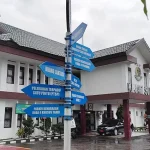 Tersangka Mantan Kabid Minerba ESDM Sultra Penuhi Panggilan Penyidik Kejati Tersangka Mantan Kabid Minerba ESDM Sultra Penuhi Panggilan Penyidik Kejati