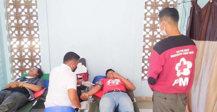 KSR PMI Unit UHO Gelar Donor Darah Suka Rela