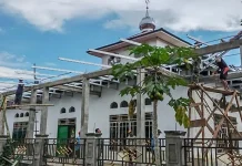 Satgas TMMD Bantu Pembangunan Masjid Al Muhajirin di Koltim Satgas TMMD Bantu Pembangunan Masjid Al Muhajirin di Koltim