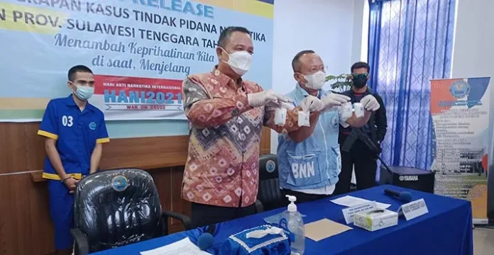 narkobabaruga Transaksi Narkoba di Baruga, BNNP Sultra Tangkap 2 Pelaku