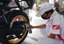 Penting Buat Bikers, Begini Cara Rawat Rantai Roda Sepeda Motor Penting Buat Bikers, Begini Cara Rawat Rantai Roda Sepeda Motor