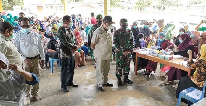 Bupati Mubar Target 4.000 Warganya Disuntik Vaksin dalam Kegiatan Vaksinasi Massal