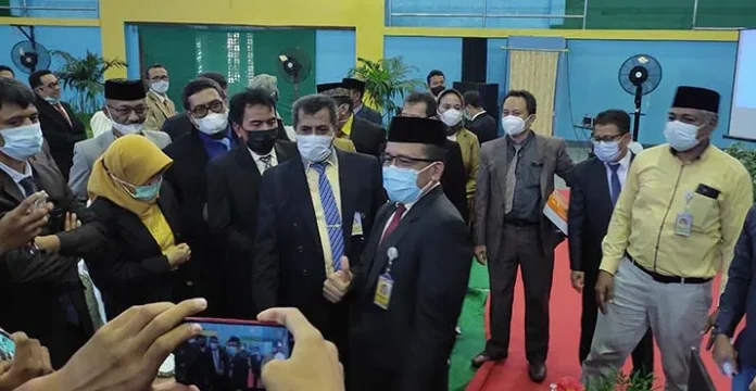 Muhammad Zamrun Kembali Terpilih Jadi Rektor UHO Periode 2021- 2025