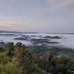 Menikmati Keindahan Pagi Hari Bukit Osu Mohai Wolasi Menikmati Keindahan Pagi Hari Bukit Osu Mohai Wolasi