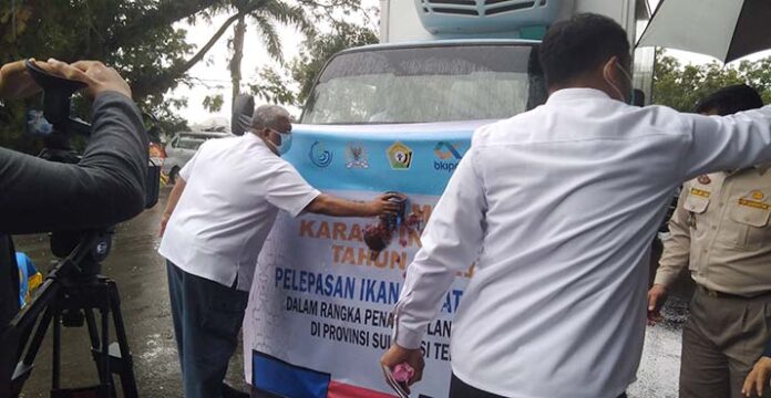 Empat Wilayah di Sultra yang Terdampak Covid-19 Dapat Bantuan 5 Ton Ikan Sehat