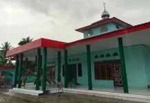 Pembangunan Masjid Al Muhajirin Selesai Sesuai Target Anggota Satgas Pembangunan Masjid Al Muhajirin Selesai Sesuai Target Anggota Satgas