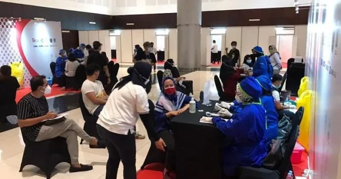 Sukseskan Vaksinasi Nasional, BRI Kolaborasi dengan OJK