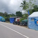 Korban Banjir Wanggu Terima Bantuan Sembako dari Presiden Korban Banjir Wanggu Terima Bantuan Sembako dari Presiden