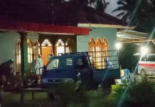 Jenazah Covid-19 Asal Mubar yang Dibawa Paksa Keluarga Dimakamkan secara Prokes Jenazah Covid-19 Asal Mubar yang Dibawa Paksa Keluarga Dimakamkan secara Prokes