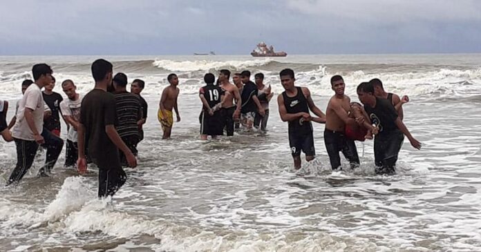 Ini Kronologi Mahasiswa UHO Terseret Gelombang di Pantai Batu Gong