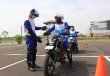 Ini Tips Mengantisipasi Bahaya Blind Spot Saat Mengendarai Motor Ini Tips Mengantisipasi Bahaya Blind Spot Saat Mengendarai Motor