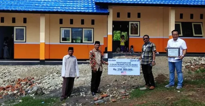 Cerita Bahagia Siswa Dompu NTB yang Sekolahnya Direnovasi BRI