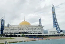PPKM Mikro, Masjid Al-Alam Kendari Tetap Laksanakan Salat Jumat dengan Prokes Covid-19 PPKM Mikro, Masjid Al-Alam Kendari Tetap Laksanakan Salat Jumat dengan Prokes Covid-19