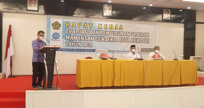 MAN IC Kendari Optimis Jadi Sekolah Mandiri, Berprestasi hingga Berdaya Saing Global