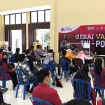 Polda dan BEM se-Sultra Gelar Vaksinasi Covid-19 ke Mahasiswa Polda dan BEM se-Sultra Gelar Vaksinasi Covid-19 ke Mahasiswa