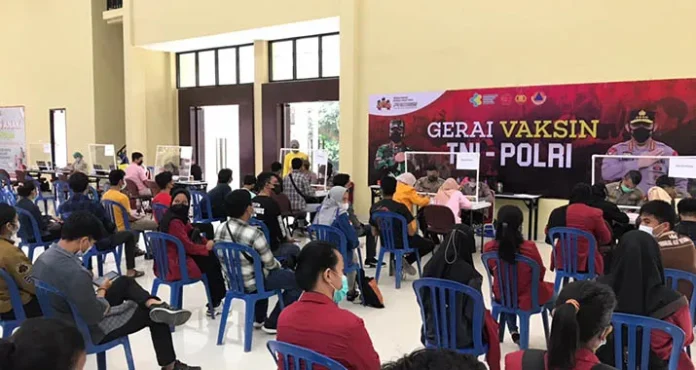Polda dan BEM se-Sultra Gelar Vaksinasi Covid-19 ke Mahasiswa