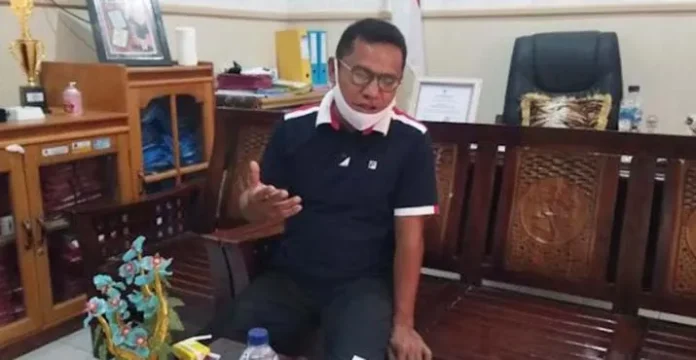 Kepala Badan Kepegawaian dan Pengembangan Sumber Daya Manusia (BKPSDM) Sahibudin Najib