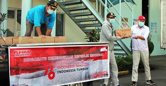 AHM Distribusikan 1.100 Paket Merdeka Peduli Masyarakat kepada Veteran Perjuangan