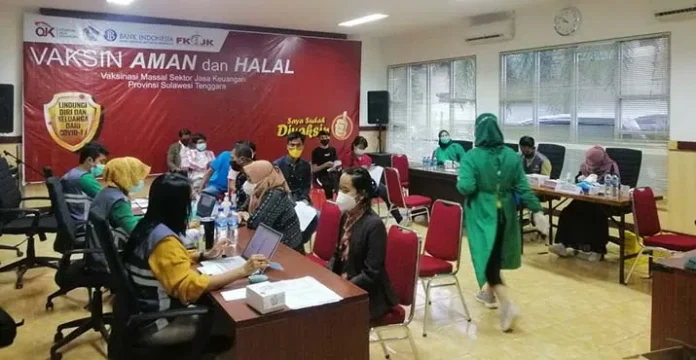 IMG-20210820-WA0022 OJK Sultra Gelar Vaksinasi untuk Masyarakat, 600 Dosis Sudah Terdistribusi