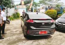 Wali Kota Kendari Mulai Gunakan Mobil Listrik Wali Kota Kendari Mulai Gunakan Mobil Listrik