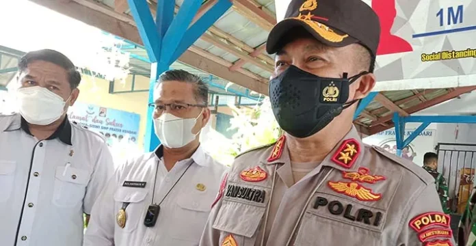 IMG20210825134141 Wali Kota Kendari dan Kapolda Sultra Tinjau Proses Vaksinasi di SMP Frater