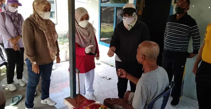 Polres Wakatobi dan Kaopi Kolaborasi Salurkan 50 Paket Sembako