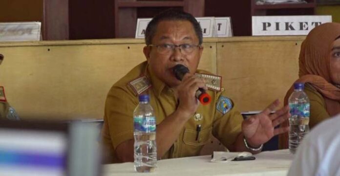 Kepala Dukcapil Kota Kendari Iswanto Dongge