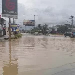 Hujan Sepanjang Hari, Ruas Jalan di Martandu Tergenang Air Hujan Sepanjang Hari, Ruas Jalan di Martandu Tergenang Air