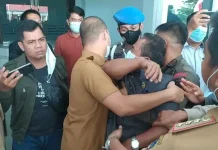 Demo Komite CSR PT Vale Diwarnai Ricuh antara Anggota DPRD Kolaka dan Massa Aksi Demo Komite CSR PT Vale Diwarnai Ricuh antara Anggota DPRD Kolaka dan Massa Aksi