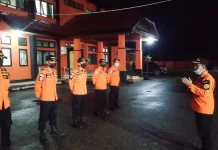 30 Mahasiswa Terjebak di Gunung Amonggedo Usai Kibarkan Bendera 30 Mahasiswa Terjebak di Gunung Amonggedo Usai Kibarkan Bendera