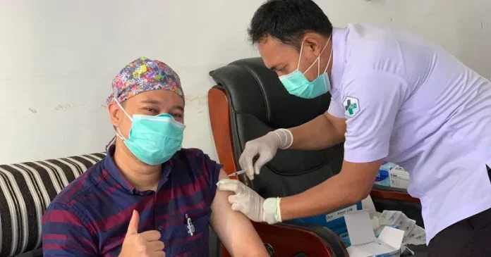 Nakes di Mubar Mulai Disuntik Vaksin Dosis Ketiga