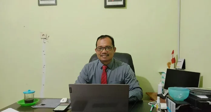 Kepala Bagian Tata Usaha (Kabag TU) Kantor Wilayah (Kanwil) Kemenag Provinsi Sultra, Muhammad Basri