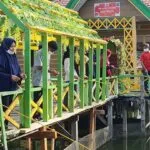Selain Tempat Makan, Rumah Makan di Kendari Ini Juga Tawarkan Fasilitas Mancing Selain Tempat Makan, Rumah Makan di Kendari Ini Juga Tawarkan Fasilitas Mancing