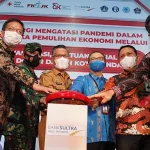 BI dan OJK Percepatan Vaksinasi Covid-19 di Sultra BI dan OJK Percepatan Vaksinasi Covid-19 di Sultra