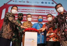 BI dan OJK Percepatan Vaksinasi Covid-19 di Sultra BI dan OJK Percepatan Vaksinasi Covid-19 di Sultra