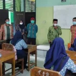Kemenag Sultra Pantau Pelaksanaan Belajar Tatap Muka Terbatas di Kendari Kemenag Sultra Pantau Pelaksanaan Belajar Tatap Muka Terbatas di Kendari