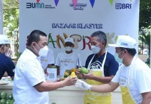 Dorong Penjualan Produk Klaster Usaha Binaan, BRI Dukung Pemberdayaan UMKM Dorong Penjualan Produk Klaster Usaha Binaan, BRI Dukung Pemberdayaan UMKM