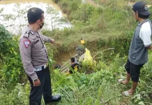 Ini Kronologi Mobil Masuk Jurang di Jalan Boulevard Ini Kronologi Mobil Masuk Jurang di Jalan Boulevard