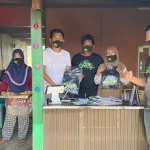 ASR Kolaka Kuatkan Pelaku UMKM di Trans Towua ASR Kolaka Kuatkan Pelaku UMKM di Trans Towua