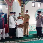 Pemda Konawe Berikan Dua Unit Oksigen Konsentrat ke Pesantren Al-Ikhlas Pemda Konawe Berikan Dua Unit Oksigen Konsentrat ke Pesantren Al-Ikhlas