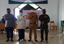 Kapolres Konawe Imbau Siswa 12 Tahun ke Atas Ikut Vaksinasi Kapolres Konawe Imbau Siswa 12 Tahun ke Atas Ikut Vaksinasi