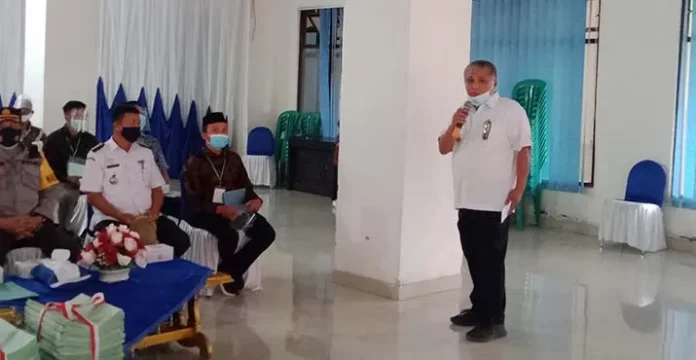 Bupati Konawe Serahkan 571 Sertifikat Tanah kepada Warga