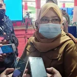 Lansia di Sultra Enggan untuk Vaksinasi, Dinkes: Mereka Takut PLT Kadis Kesehatan Sultra Usnia