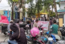 APM Sultra Minta Wali Kota Tunda Pembongkaran Karamba Hingga Masa Panen APM Sultra Minta Wali Kota Tunda Pembongkaran Karamba Hingga Masa Panen