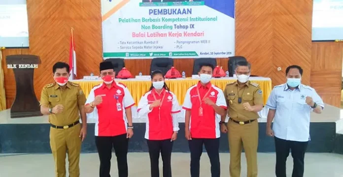 Wali Kota Kendari Siap Beri Rekomendasi Alumni BLK ke Lapangan Kerja